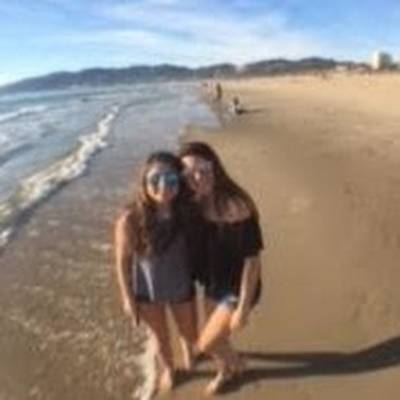 Meet your Posher, Brianna - Picture 1 of 1